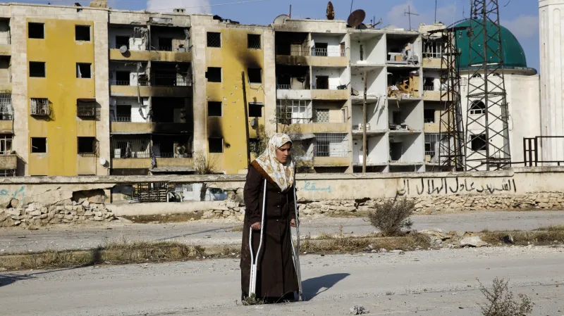 Důsledky dlouhotrvajících bojů v syrském Aleppu