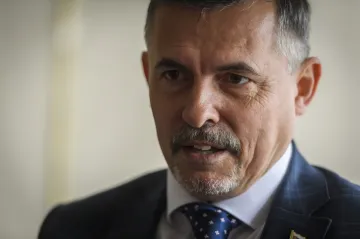 „Je podložené, že je Země kulatá?“ ptal se možný kandidát na šéfa slovenské televize Machala