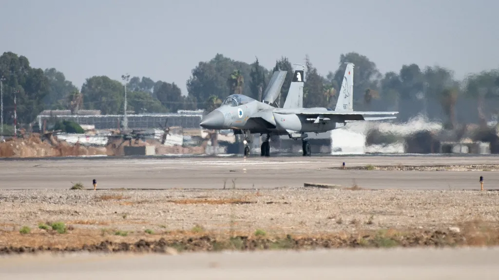 Izraelská stíhačka F-15, ilustrační foto