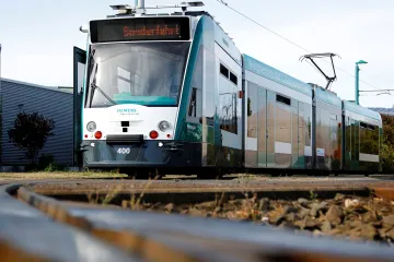 V Německu jezdí první robotická tramvaj. Místa řidičům prý nevezme