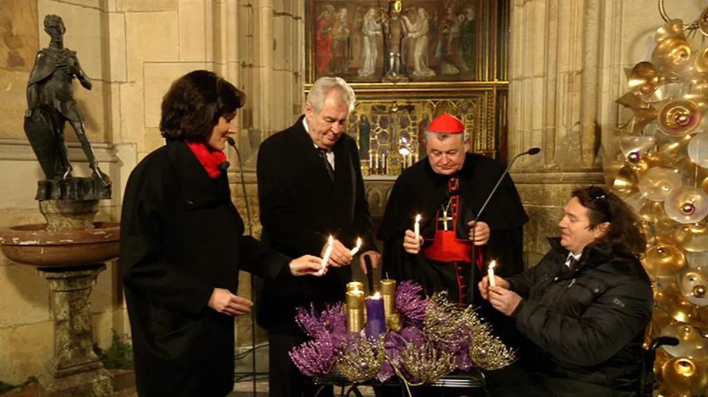Adventního koncertu se zúčastnili i prezident Miloš Zeman a arcibiskup Dominik Duka