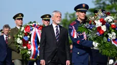 Prezident Petr Pavel během pietního aktu na Vítkově k výročí konce druhé světové války v Evropě
