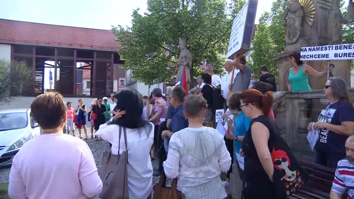 Protest v Klášterci nad Ohří