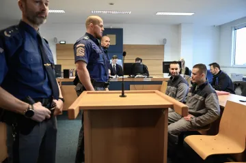 Svědek se u soudu, který projednává vraždu ve Slopném, vrátil k původní výpovědi. Novinářkám prý lhal