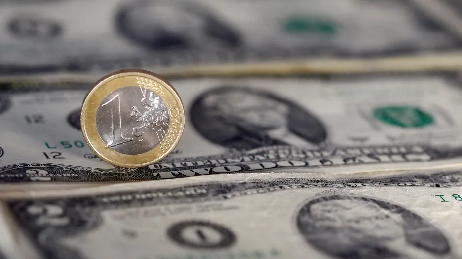 Euro a dolar
