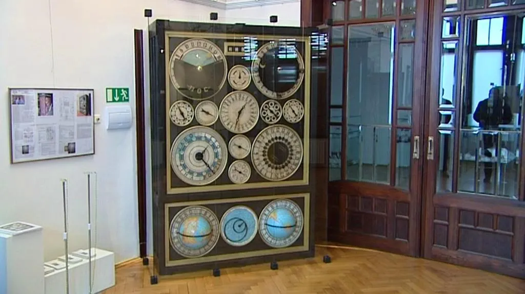 Salonní orloj Františka Planičky