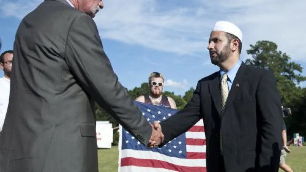 Pastor Terry Jones a imám Muhammad Musri