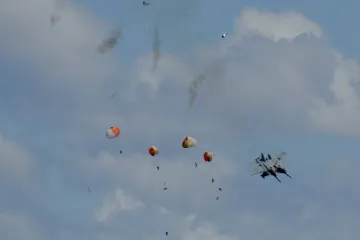 Při letecké show v Idahu se srazily dvě stíhačky