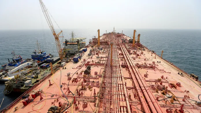 Supertanker FSO Safer u pobřeží Jemenu