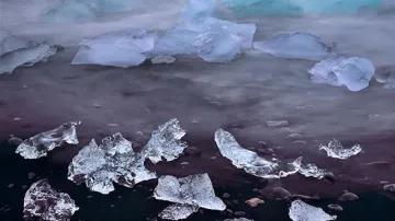 Ladislav Kamarád: Island