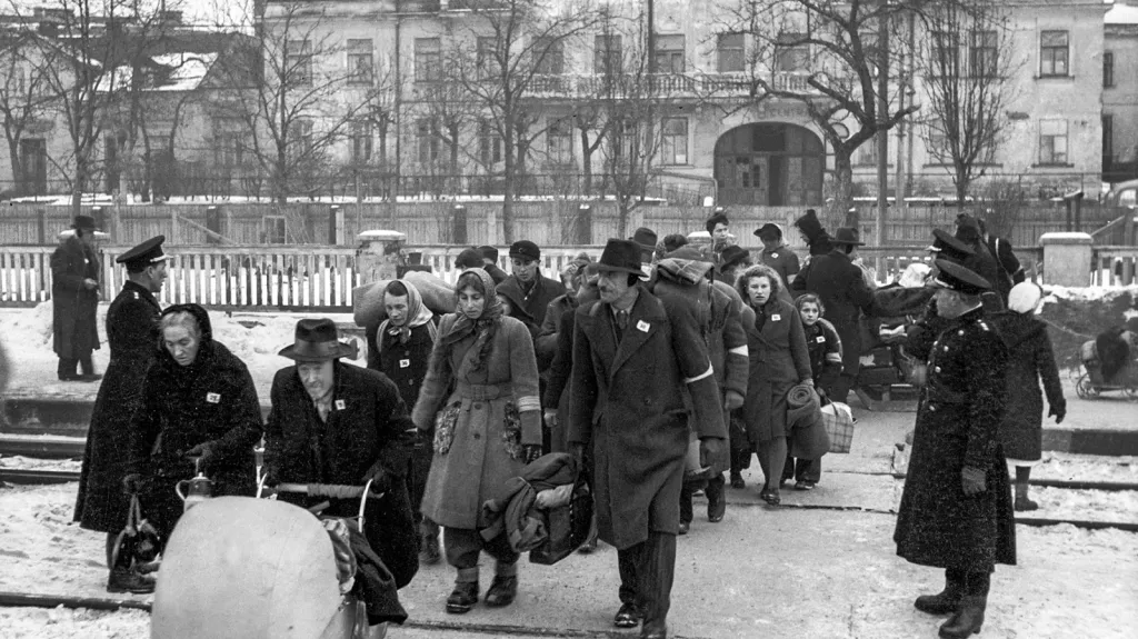 Před 70 lety odjel první organizovaný transport vysídlených Němců