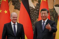 Scholz požádal čínského vůdce, aby využil svého vlivu na Rusko. S Pekingem chce dál spolupracovat