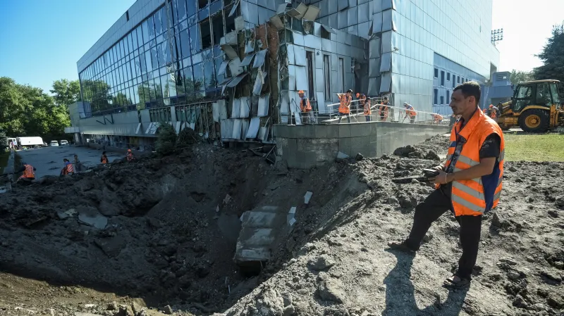 Následky ruského ostřelování v Dnipru