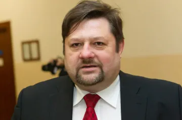 Exposlanec Wolf požádal v Paraguayi o status politického uprchlíka, píše Odkryto