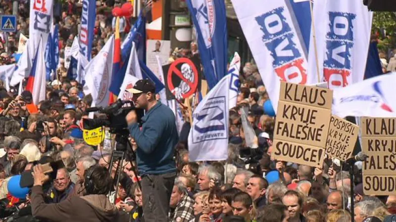 Protivládní demonstrace