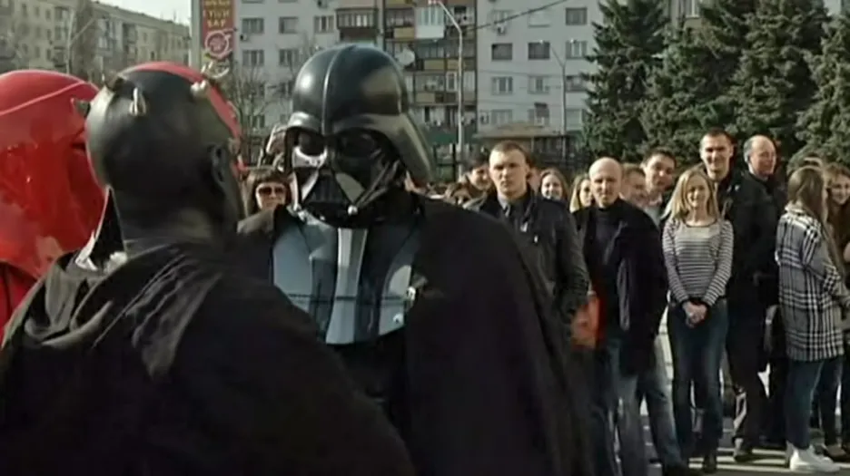 Muž v masce Darth Vadera na ukrajinského prezidenta kandidovat nebude