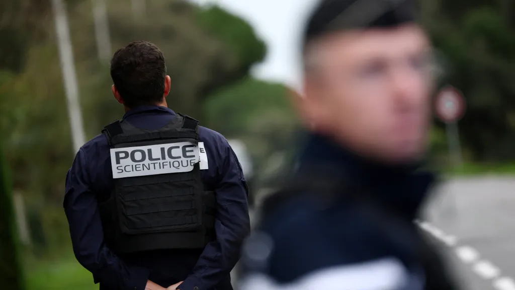 Příslušníci francouzské policie, archivní snímek