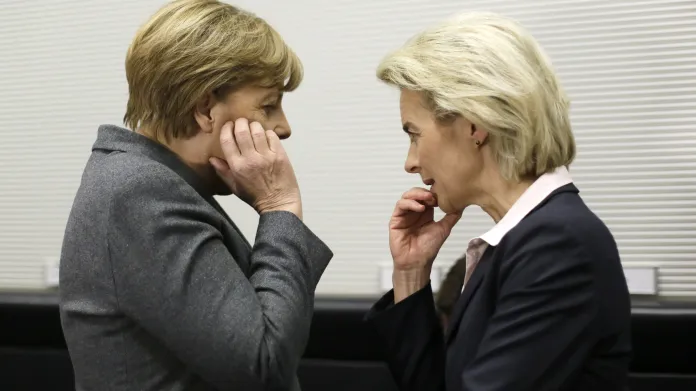 Německá kancléřka Angela Merkelová s Ursulou von der Leyenovou