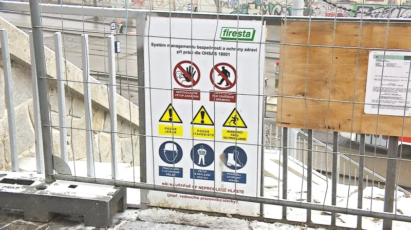 Podle značení jde stále ještě o staveniště