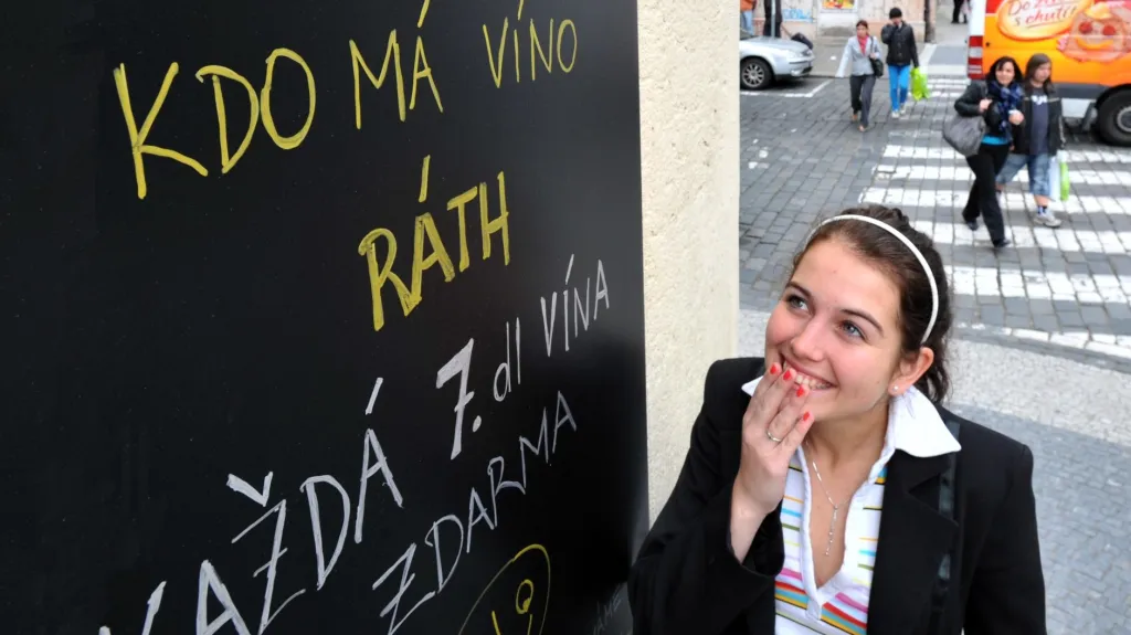 Vtipy na adresu Davida Ratha