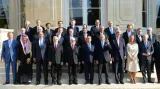 Pařížská konference má sjednotit postup proti radikálům