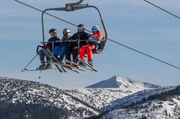 České hory zasáhne prudká obleva, potrvá až do úterý