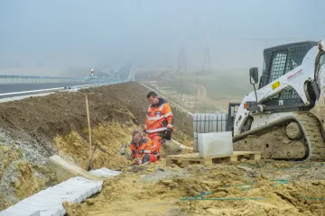 Budeme klidná obec, těší se starosta Kravař. Od dopravy jim pomáhá nový obchvat