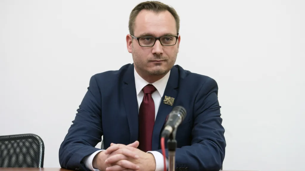 Adam B. Bartoš