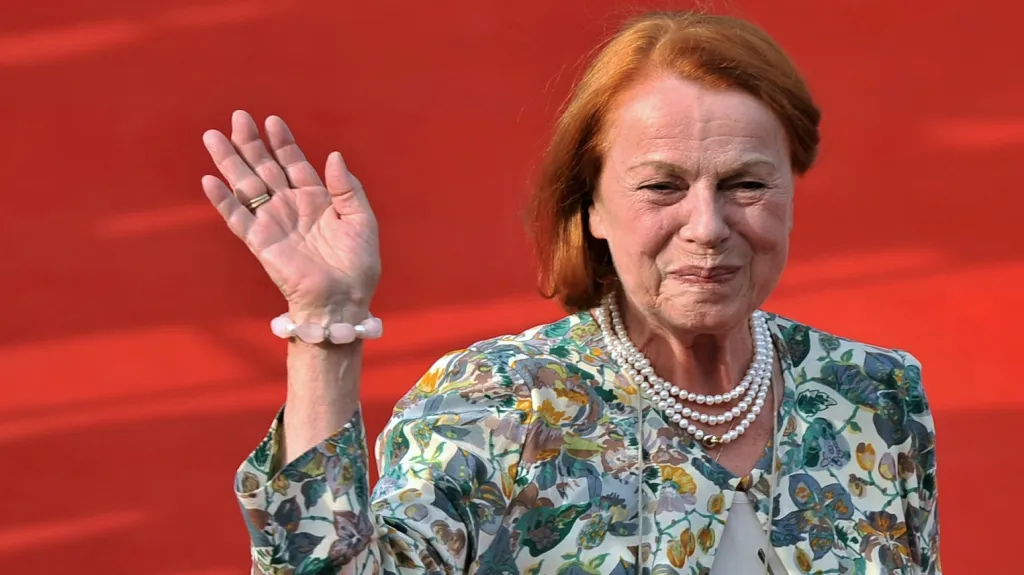 Iva Janžurová