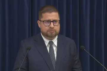 ČNB snížila základní úrokovou sazbu o půl procentního bodu. Boj s inflací nekončí, zdůraznil Michl
