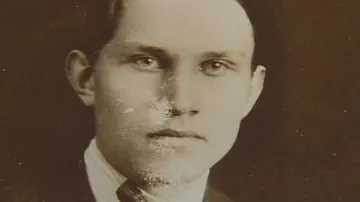 Jan Patočka na archivní fotografii