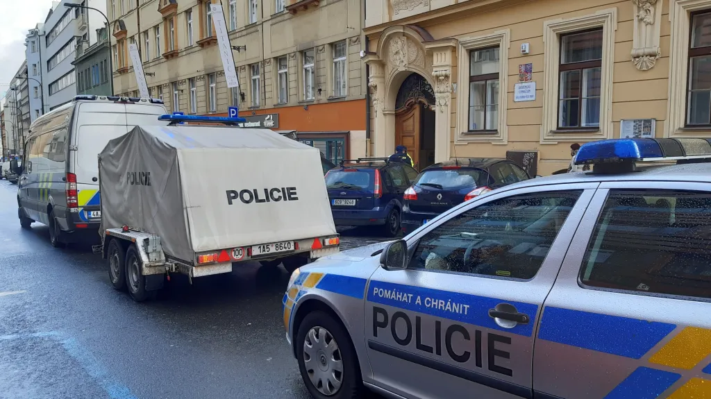 Policejní zásah ve Štěpánské