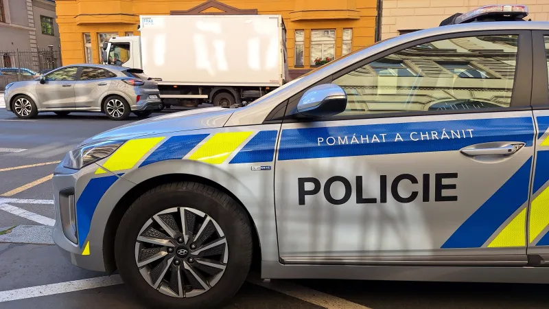 Policie vyšetřuje pobodání v Tanvaldu jako pokus o vraždu na dvou osobách