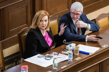 Opozice bude blokovat změny rozpočtových pravidel. Vládě by umožnily vyšší schodky