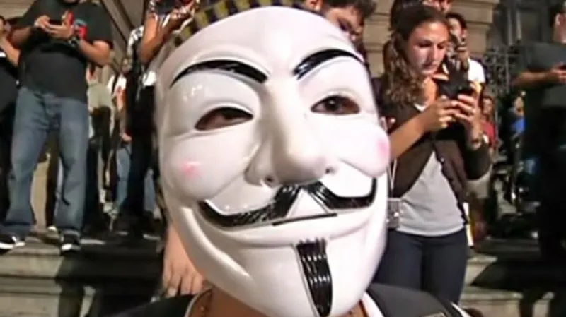 Desítky tisíc demonstrantů vyšly do ulic největších brazilských měst