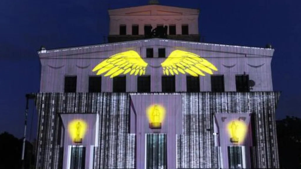 IllumiNATION