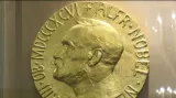 Zprávy 12: Laureáti převezmou Nobelovy ceny