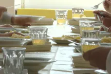 Stát zachová pravidla dotovaných školních obědů. Dosáhnou na ně rodiče v exekuci či insolvenci