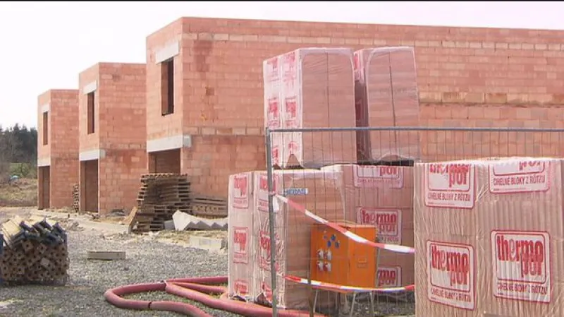 Situace na hypotečním trhu tématem Ekonomiky ČT24