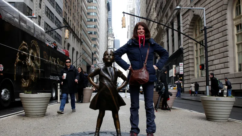 Fearless Girl (nebojácná dívka) je novou atrakcí New Yorku