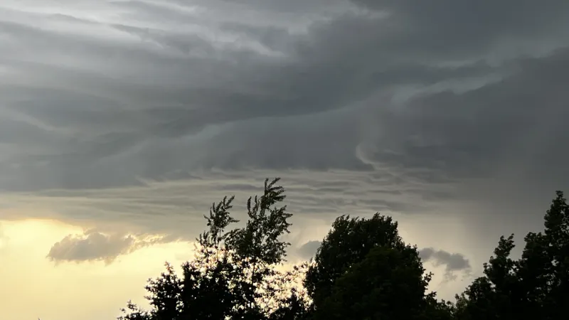 Šelfový mrak ve Zlíně (5. června 2025)