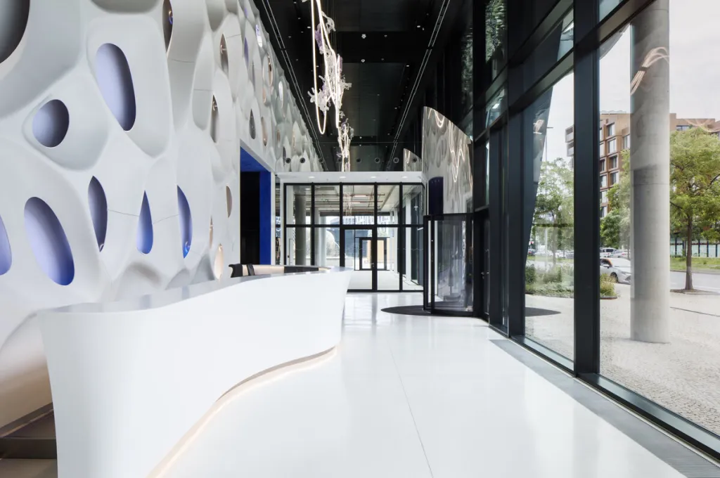 Šetrná stavba: Administrativní budova – Arché. Autoři: Eva Jiřičná a Petr Vágner