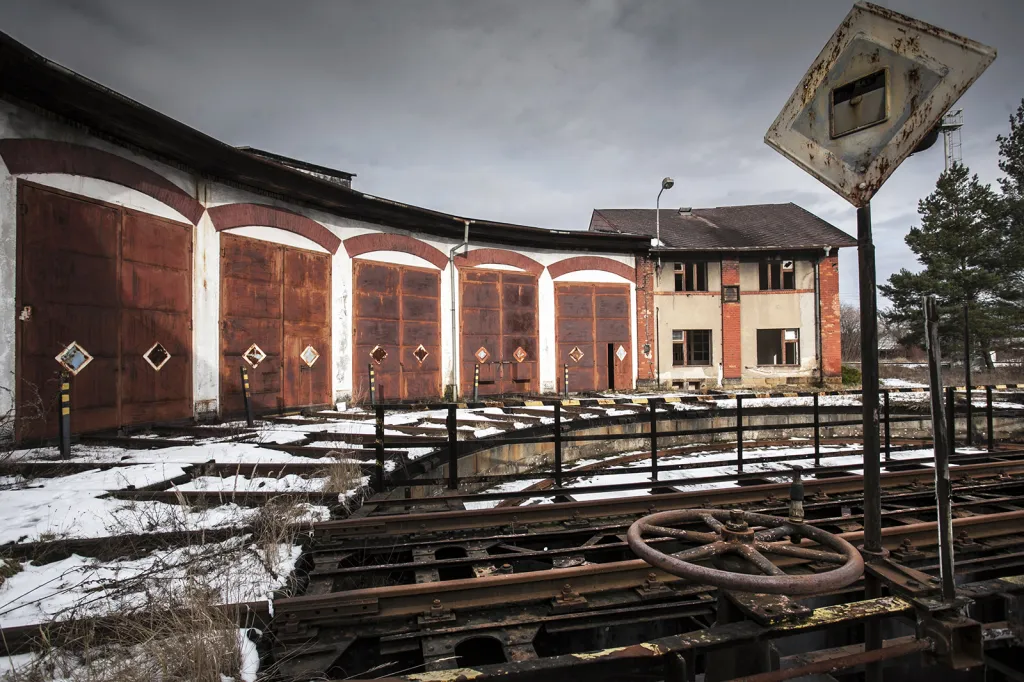 Vedení radnice ale brzy otočilo a začalo jednat se SŽDC o stavbě nadjezdu, přestože zastupitelstvo výtopnu podrželo. Vznik muzea je podle zastupitelky Bláhové i v městském strategickém plánu.