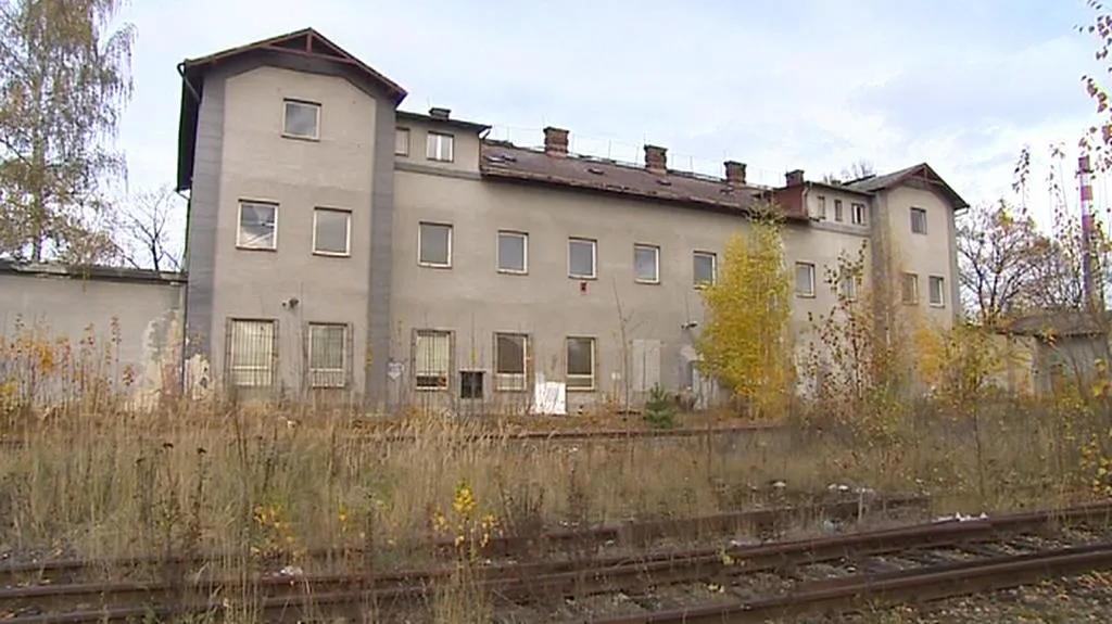 Budova nádraží ČD v České Lípě