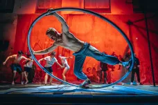 Mladé akrobaty z Česka a Ukrajiny spojil cirkus a vznikl Boom. Dolehl až do Edinburghu