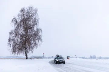 Na Šumavě bylo k ránu minus 25 stupňů. Na Moravě a ve Slezsku napadl sníh