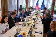 Europoslanci ANO kvůli Fialovým slovům o „službě Rusku“ vynechali schůzku