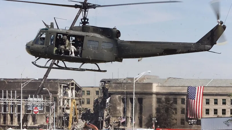 Následky dopadu letadla na Pentagon