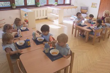 Pro malé dětské skupiny budou platit přísnější pravidla než pro školy