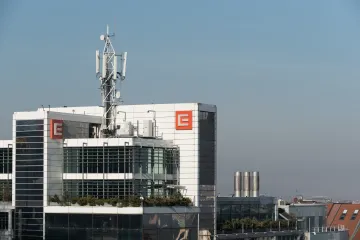 Čistý zisk skupiny ČEZ meziročně klesl o 34 procent na 22,3 miliardy 